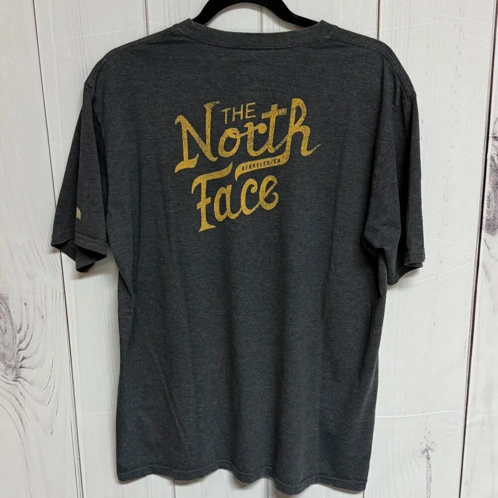 The North Face Men's Pocket T-Shirt Large Gray Gold Back Logo Graphic Tee